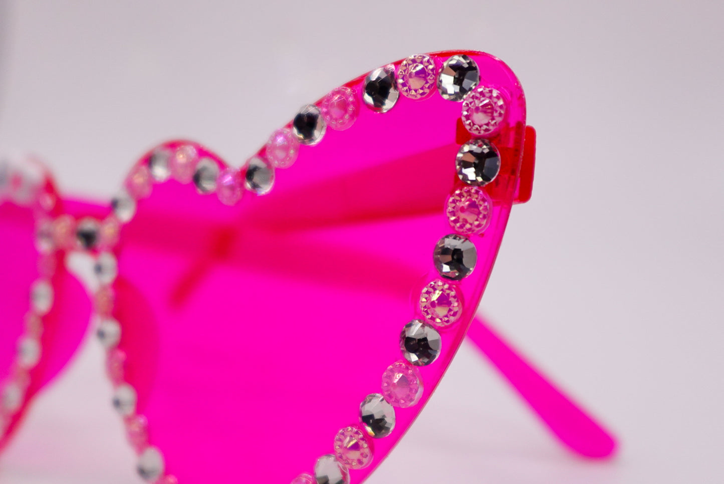 MFBWBIL Pink Heart Sunnies