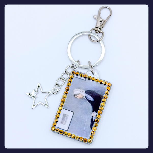 "Whistler’s Mother, But She’s Looking at Herself" Keychain - 1871